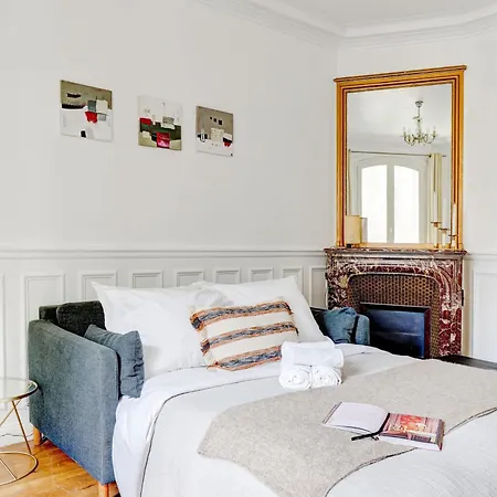 Bnbnova - Stylish 1br Steps From Le Marais & Montorgueil Paris
