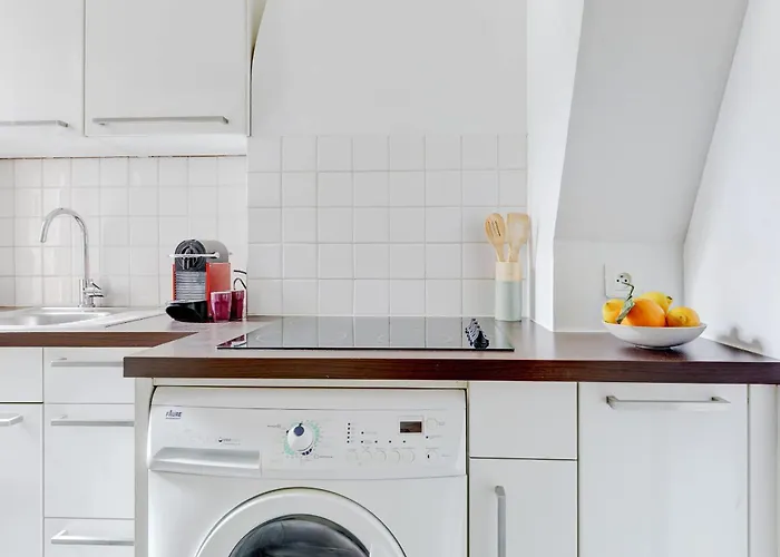 Daire Bnbnova - Stylish 1br Steps From Le Marais & Montorgueil