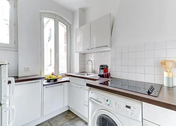Bnbnova - Stylish 1br Steps From Le Marais & Montorgueil Paris